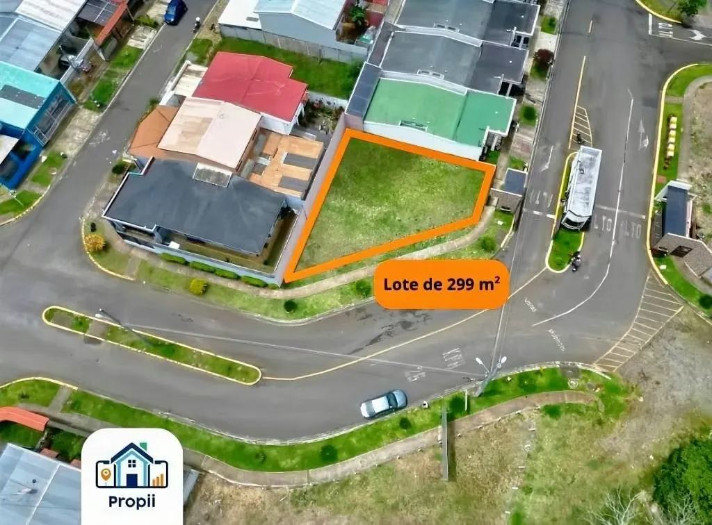 Venta de Lote en  Condominio Los Helechos, Dulce Nombre, Cartago.