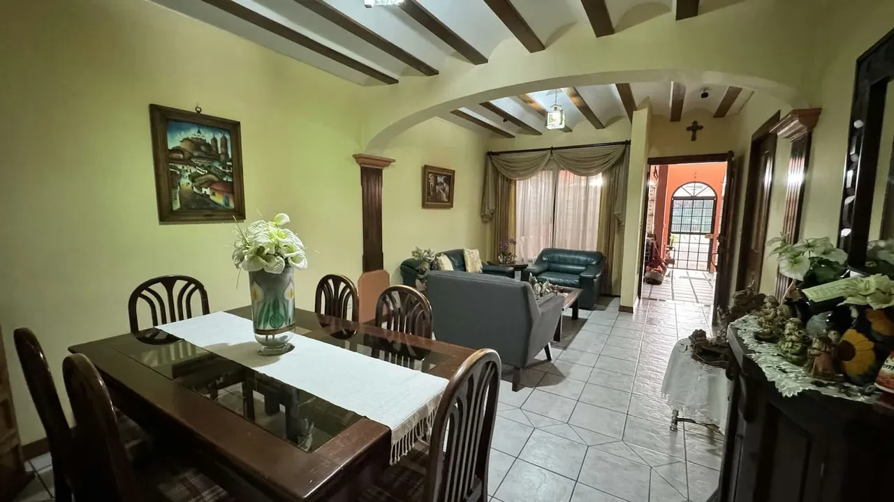 Venta Casa con Uso Mixto para Vivienda u Oficina, Curridabat (AD)