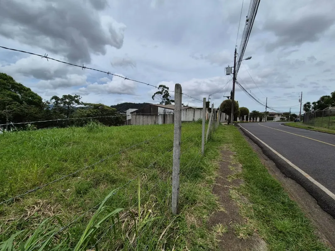 Land for sale in Lomas de Ayarco Curridabat 24490
