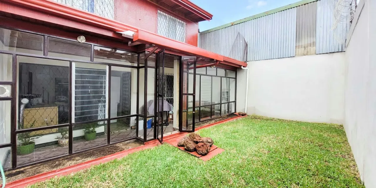Venta de casa 2 plantas en Bo. Jardín, Guadalupe Centro, Goicoechea