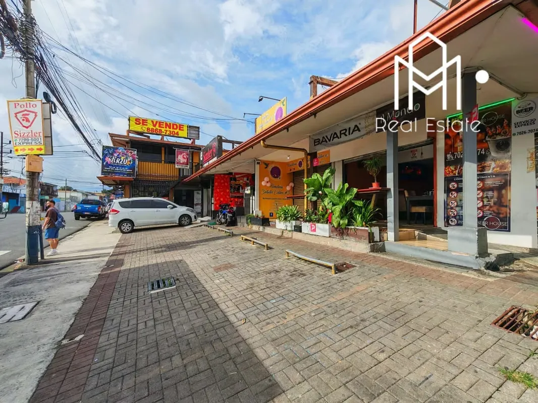 Con más de 800m² de construcción y una historia de éxito irrefutable!