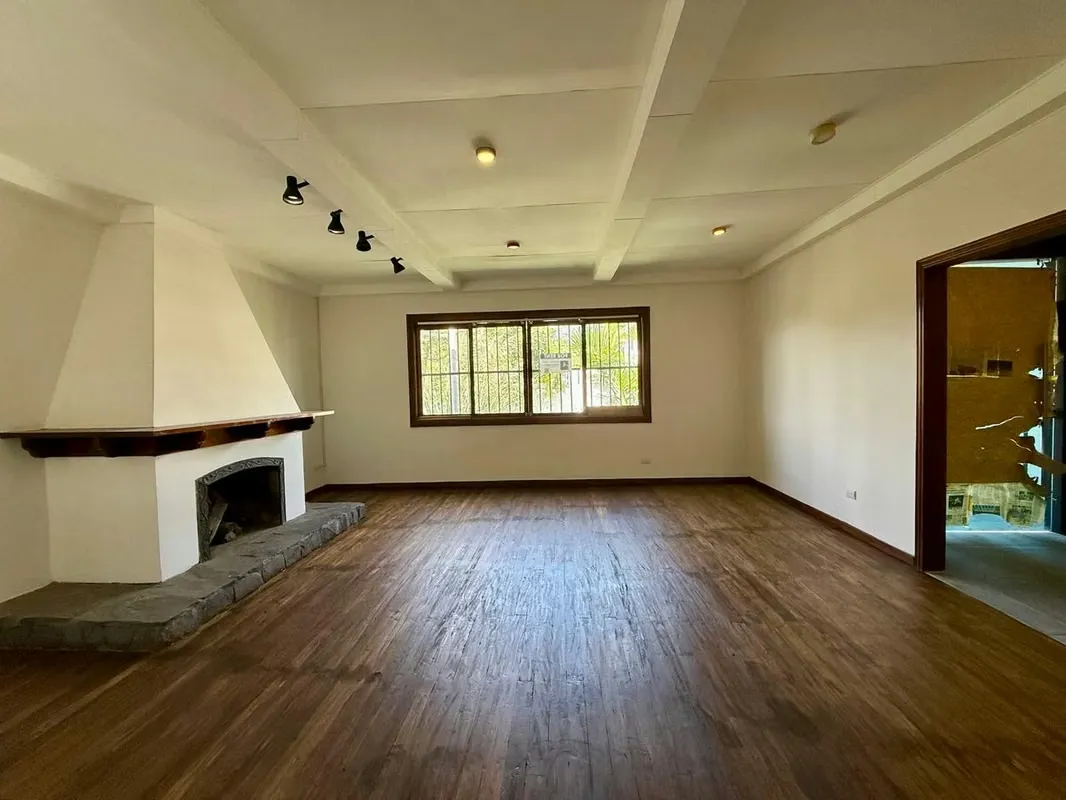 House for Rent in San Pedro with Mixed-Use Zoning — photo 4