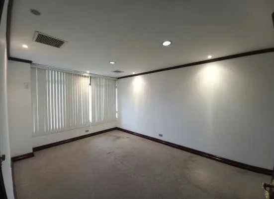 Edificio de Oficinas en Sabana, con 40 parqueos — photo 4