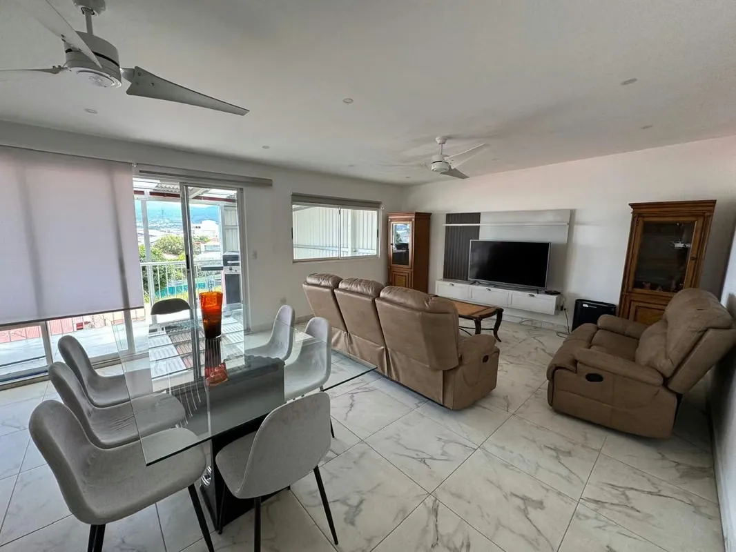 Furnished apartment is located in a complex of 4 apartments. This apartment has a parking lot in the garage. We went up to the third floor. — photo 3