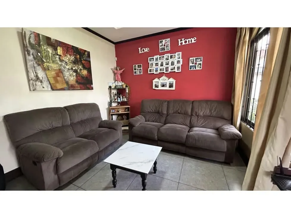 Venta de Hermosa Casa de Lujo, Condominio Los Hidalgo, Santo Domingo de Heredia — photo 2