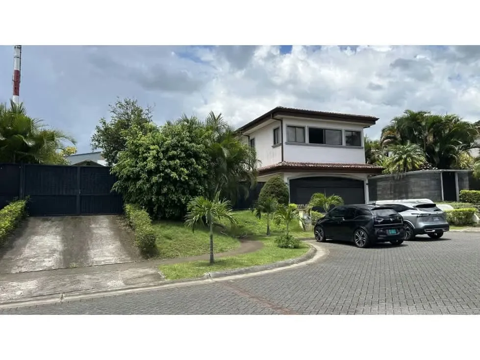 Venta de Hermosa Casa de Lujo, Condominio Los Hidalgo, Santo Domingo de Heredia — photo 3
