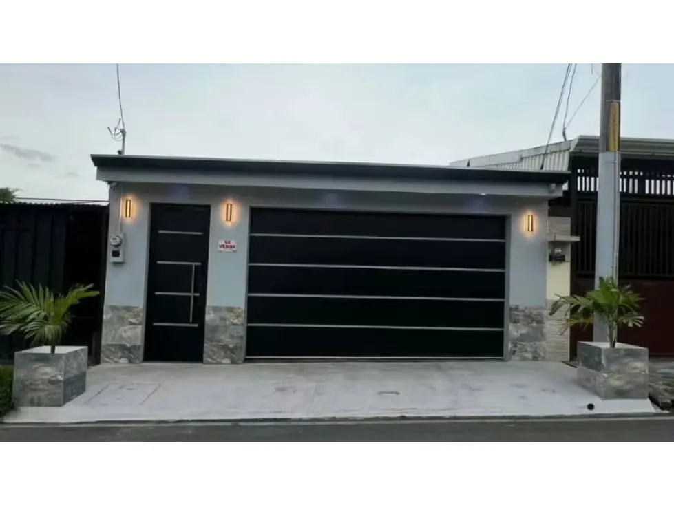 Venta casa remodelada con acabados modernos, Turrúcares. (FAU)