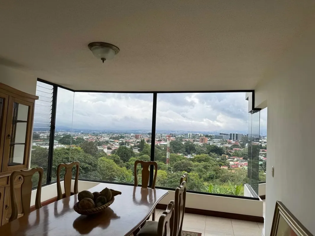 Venta de Apartamento Remodelado en Escazú