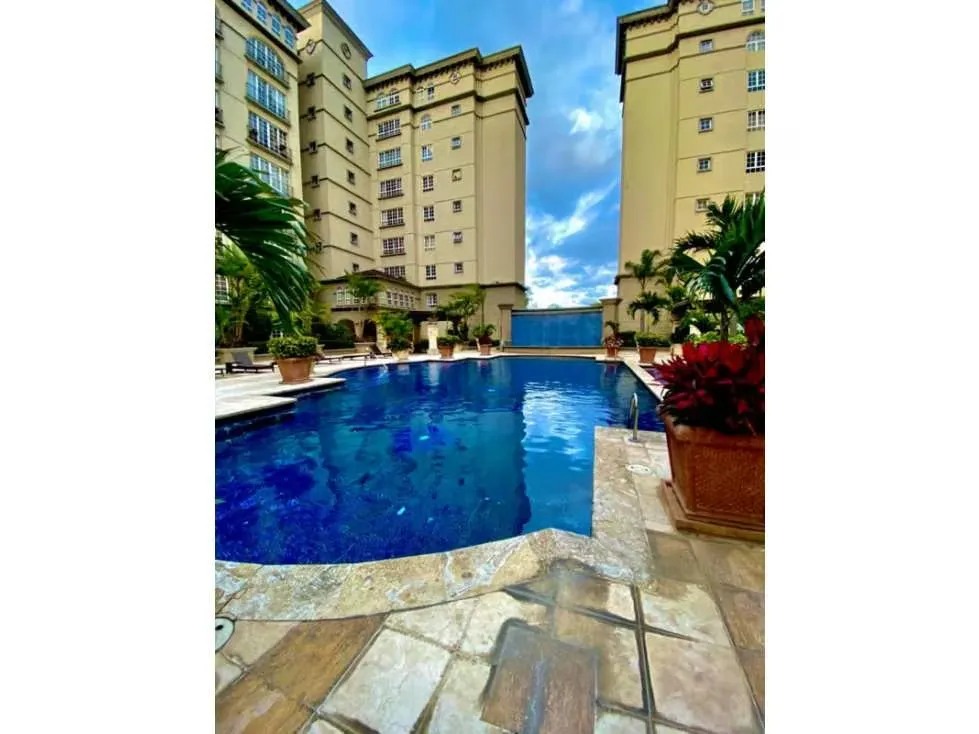 Venta de Hermoso Apartamento Amueblado, Condominio El Cortijo, Los Laureles, San Rafael de Escazú, San José — photo 3