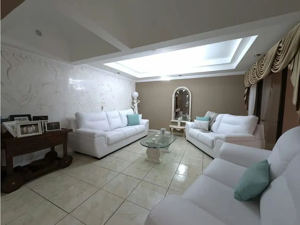 VENTA DE CASA RESIDENCIAL EN SAN ANTONIO DE CORONADO.
