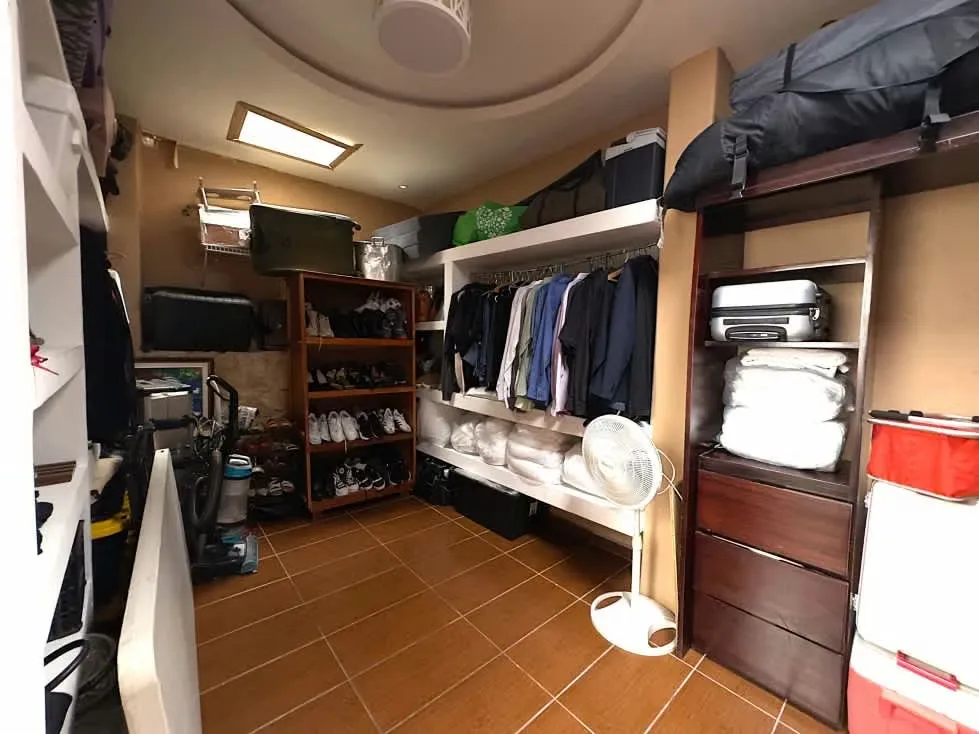 ¡Esta increíble casa en residencial Villa Cecilia, en San Antonio de Coronado, San José, es el hogar perfecto para ti y tu familia! Con un amplio terreno y una construcción de 259 ... — photo 2