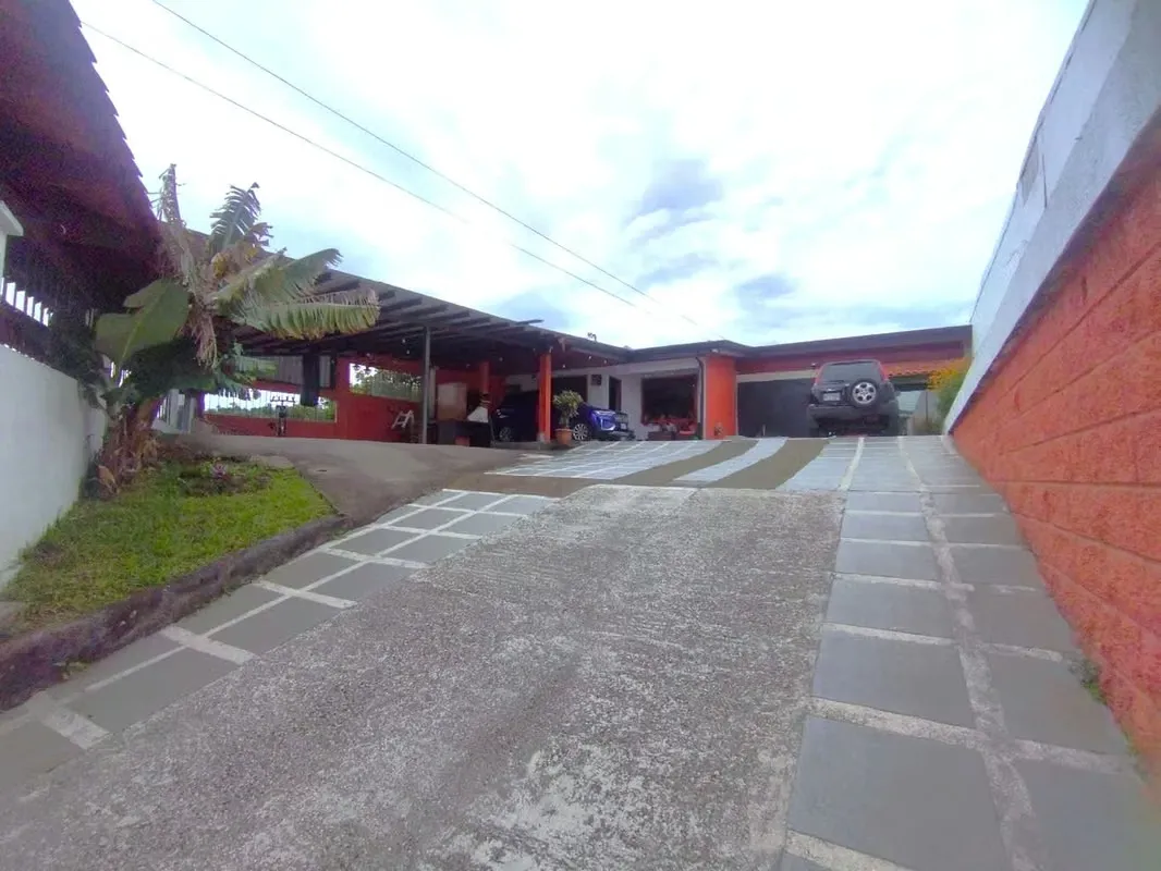 Spacious Home + Apartment for Sale in San Pablo, Heredia – Large Lot! One-Level House — photo 2