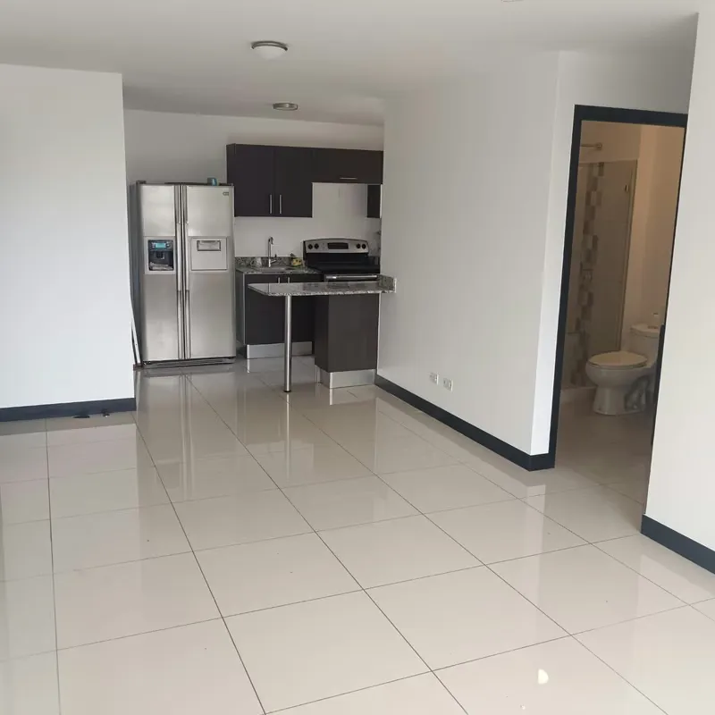 Apartamento ubicado en Condominio 6-26, San Rafael de Alajuela.