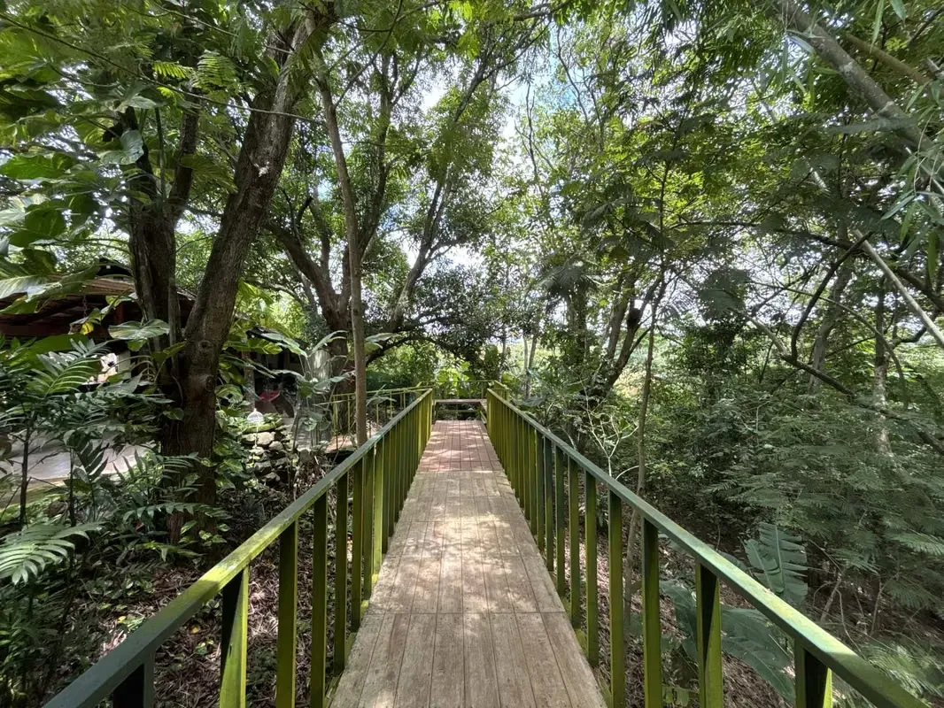 VENTA DE LOTE 9.724 m² Y CASA EN COYOLAR, GUACALILLO, PUNTARENAS