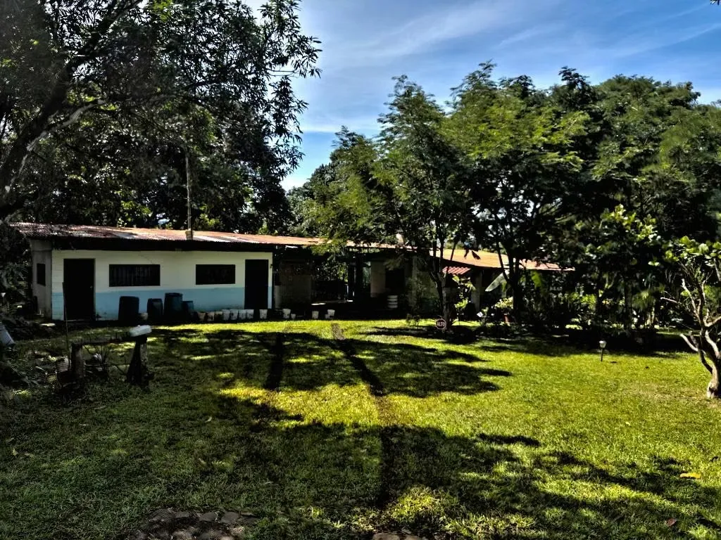 Preciosa quinta con un área 8.900 M2 con un área de rancho y piscina Además de dos edificaciones adicionales que se pueden acondicionar para vivienda — photo 3