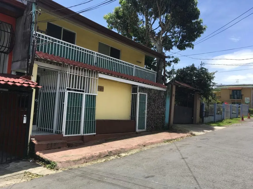 3 Apartamentos amueblados, AIRB&amp;B possible,Buen Inversion Reducido