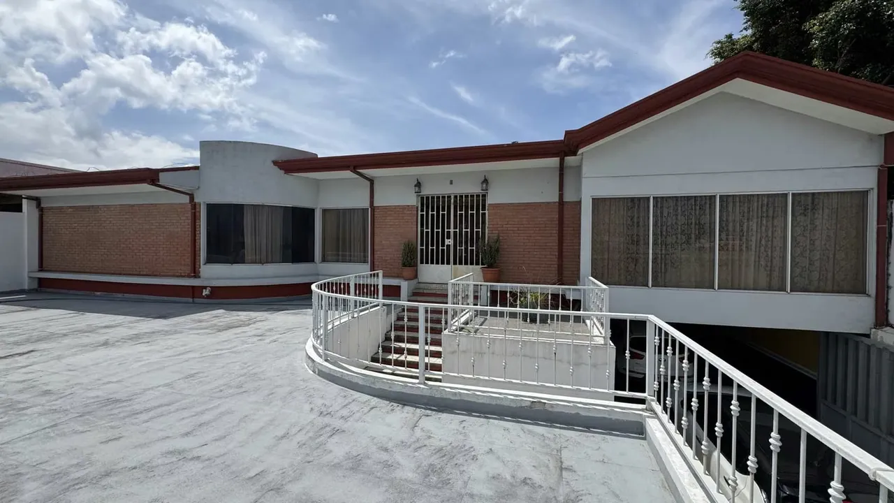 Se vende Propiedad Comercial y Residencial en San Francisco de Heredia (FE)