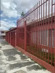 Guadalupe, venta casa esquinera a metros de Novacentro