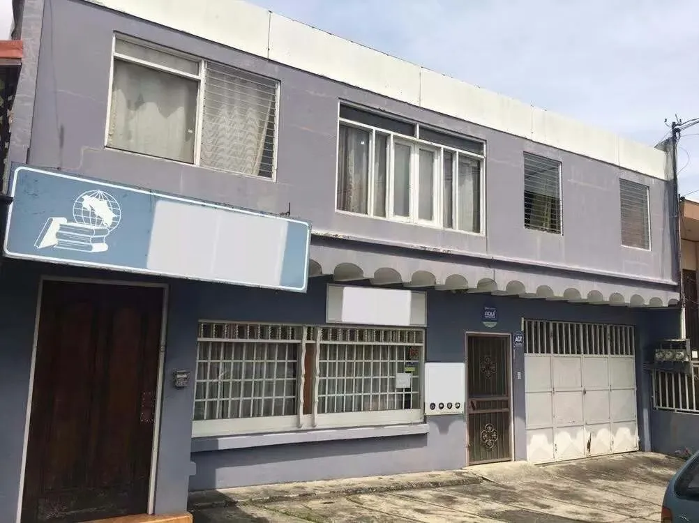 Edificio de 2 Plantas en Sabanilla, Montes de Oca, San José