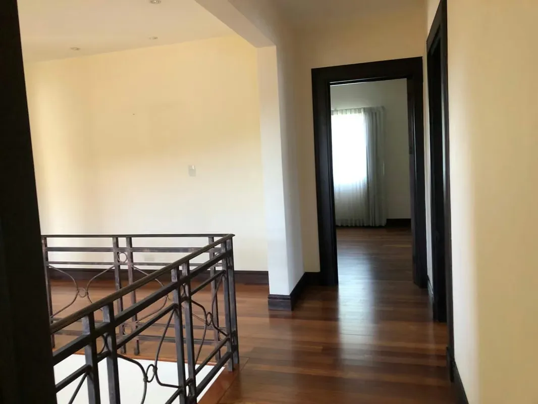 This impressive French-style home combines elegance, comfort, and exceptional construction quality. Located in the prestigious Lomas de Ayarco area, east of San José—a neighborhood ... — photo 2