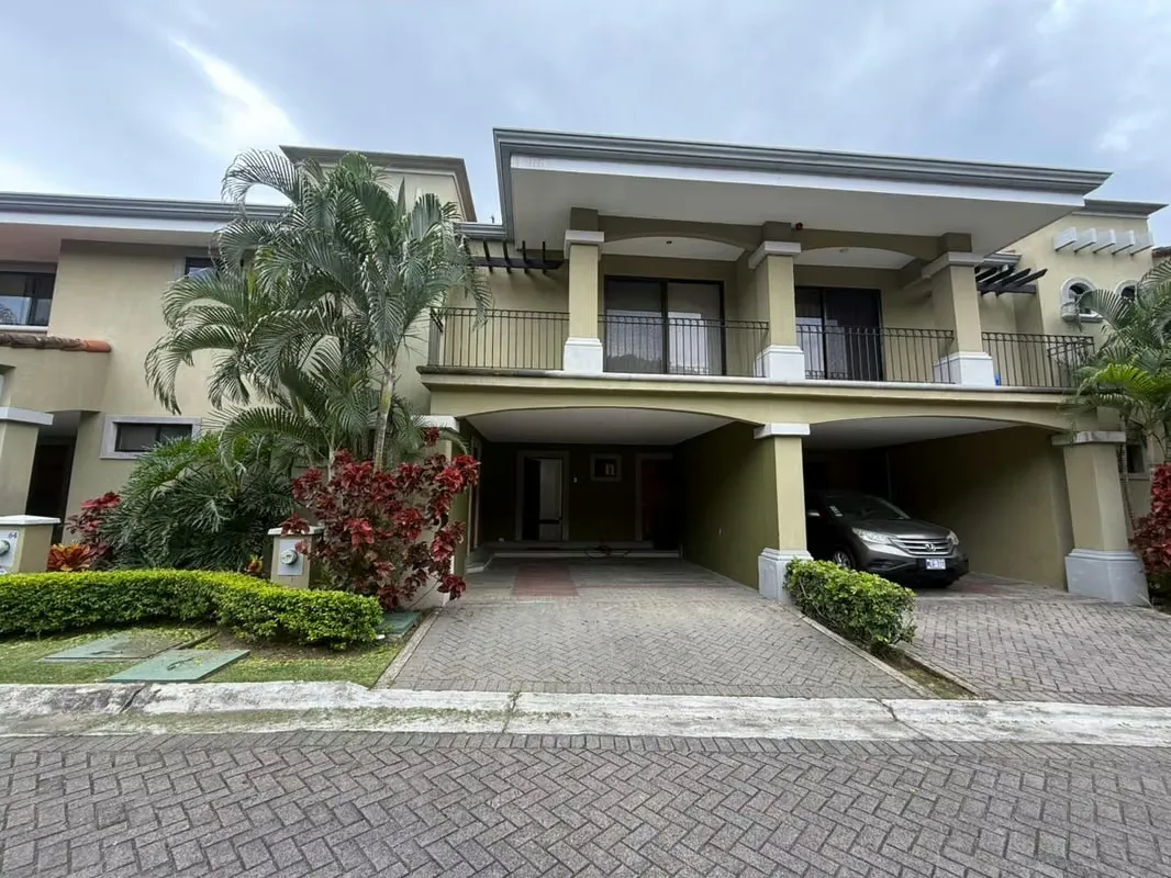 HOUSE FOR RENT IN CONDOMINIUM, POZOS SANTA ANA*