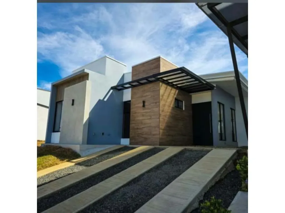 VENTA DE CASA NUEVA, CONDOMINIO OASIS, GRECIA 4159 (GC)