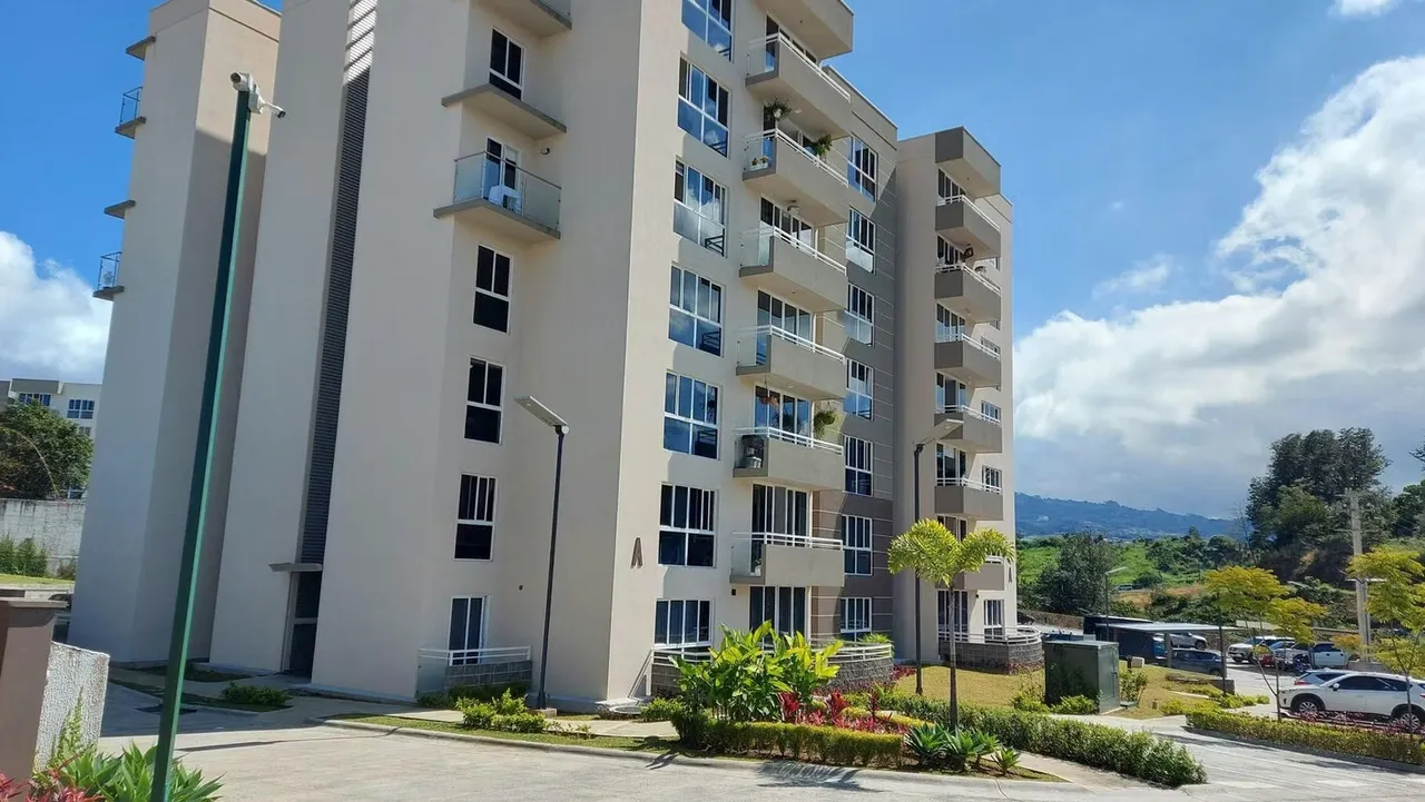 Venta de Apartamento en Condominio Montealto Granadilla