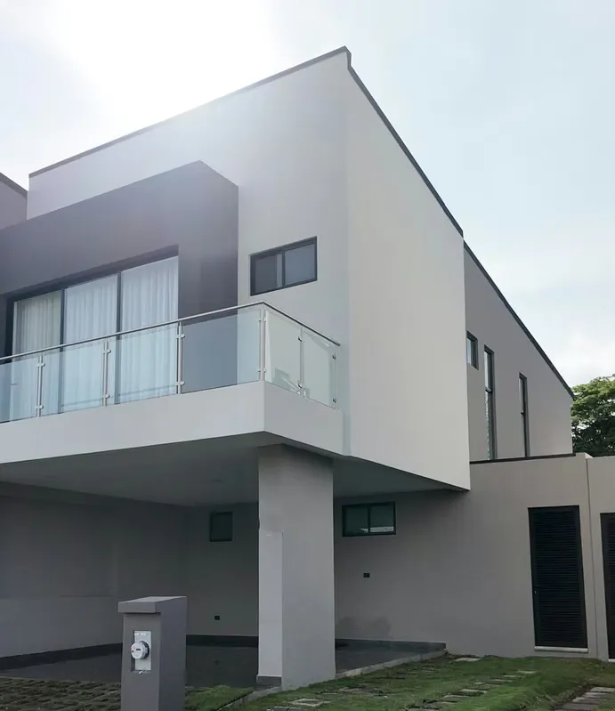 Modern Home for Sale with Spacious Garden and Terrace – Lindora Village, Santa Ana 5876