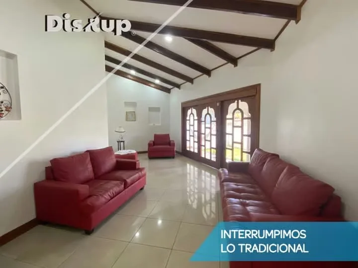 5-bedroom house for rent and/or sale. Mixed land use. Guayabos, Curridabat