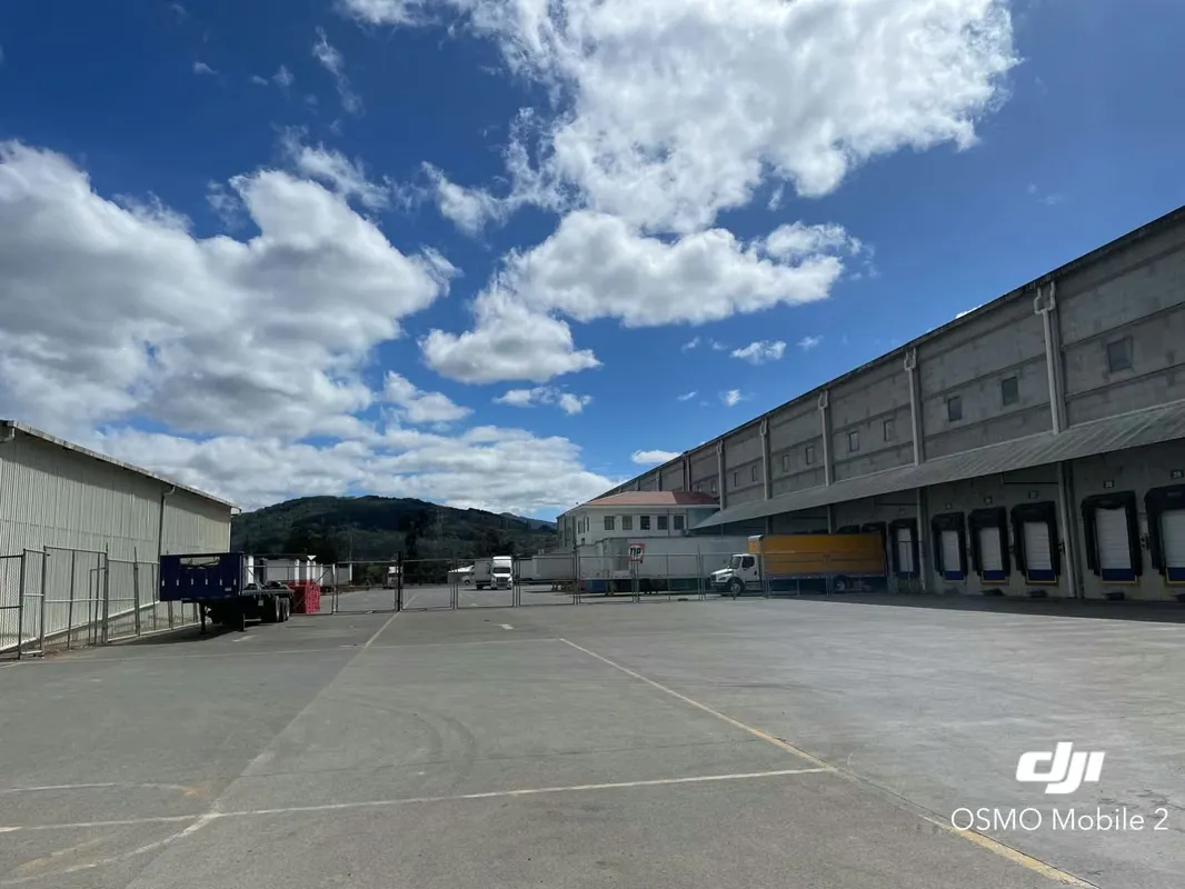 NEW WAREHOUSES IN DESAMPARADOS FROM 400 m2 TO 6,500 m2
