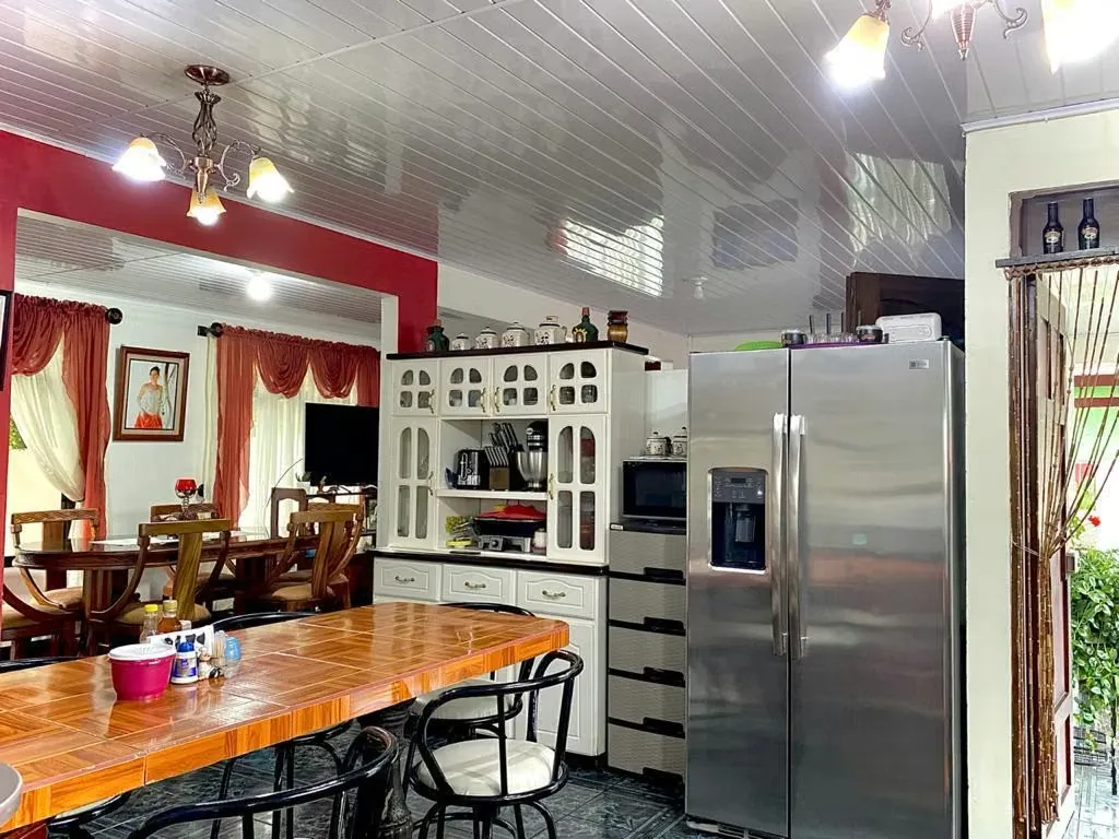 MA Asesorías vende propiedad en Esquipulas de Aguas Zarcas de San Carlos con amplio lote y dos casas. Acceso hasta la propiedad por vía pública asfaltada. — photo 5
