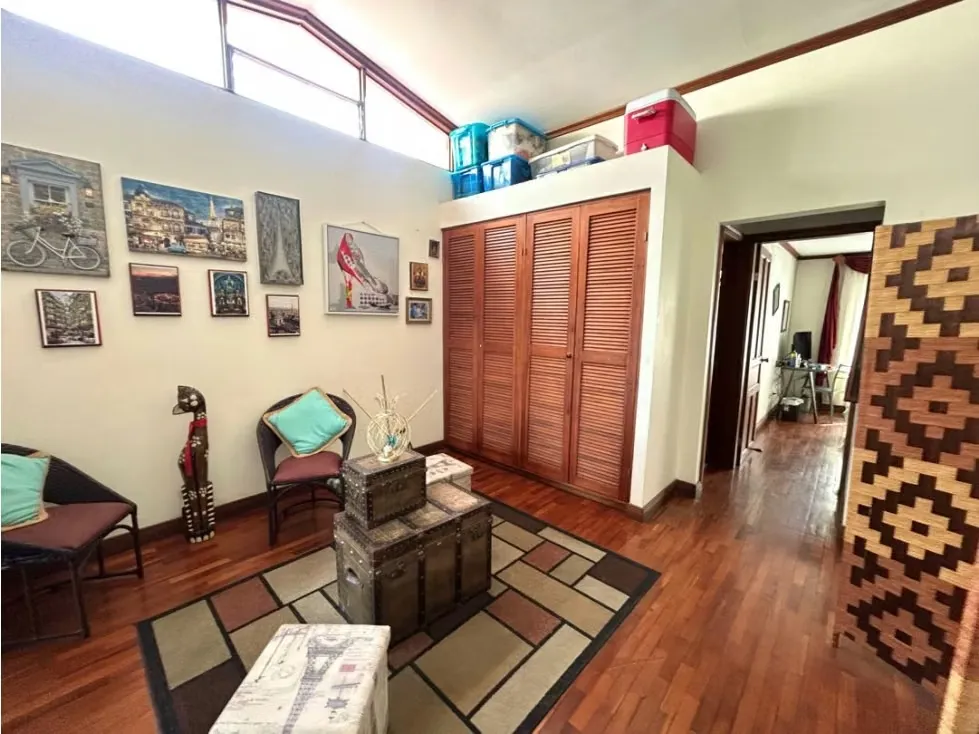 Casa en exclusivo Condominio de 6 casas. Ubicación inmejorable
