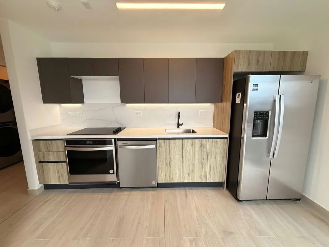 APARTMENT FOR RENT IN AVENIDA ESCAZU*