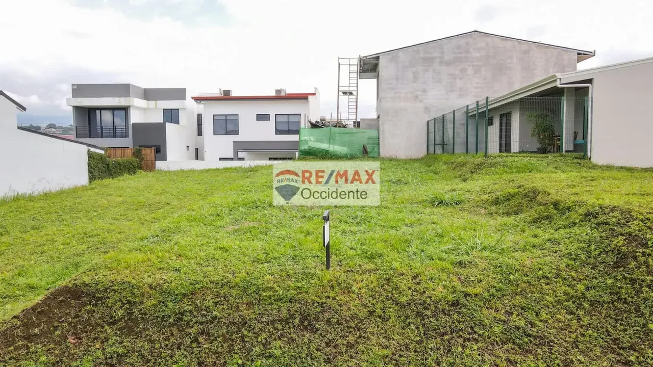 Lot for Sale in Greece - Alta Brisa Condo - — photo 3
