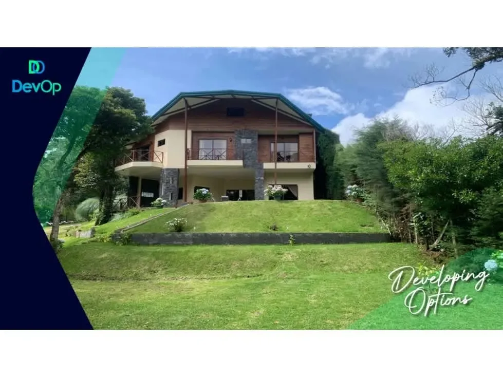 Alquiler/venta de Hermosa casa gran terreno en San Rafael de Heredia