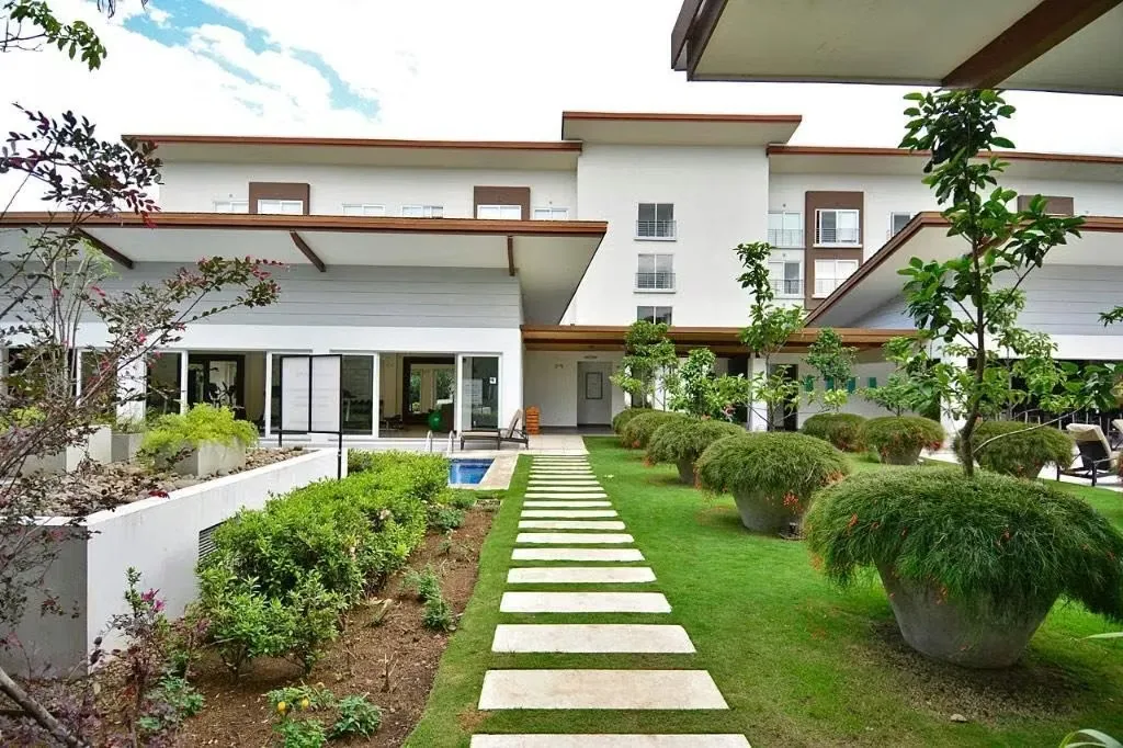 Lujoso Apartamento en uno de los condominios más exclusivos de la zona, con la ubicación más privilegiada de todo Guachipelín de Escazú.
