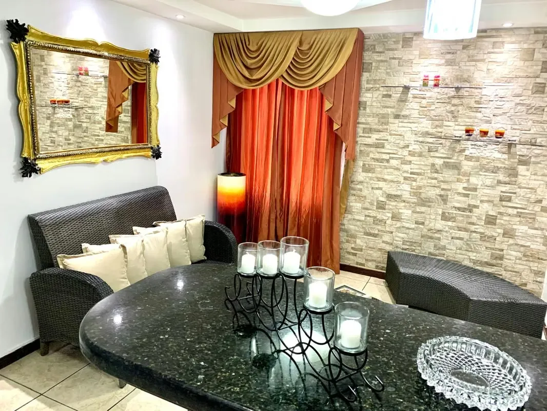 MA Asesorías vende condominio amueblado de una planta en el corazón de Desamparados