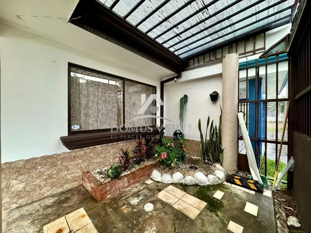 A flat for sale in San Pablo de Heredia — photo 4