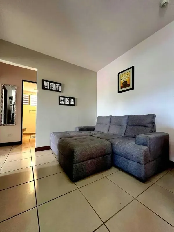 *Descripción* : Una sola planta, sala comedor, cocina integrada con sobre de granito, un ... — photo 3