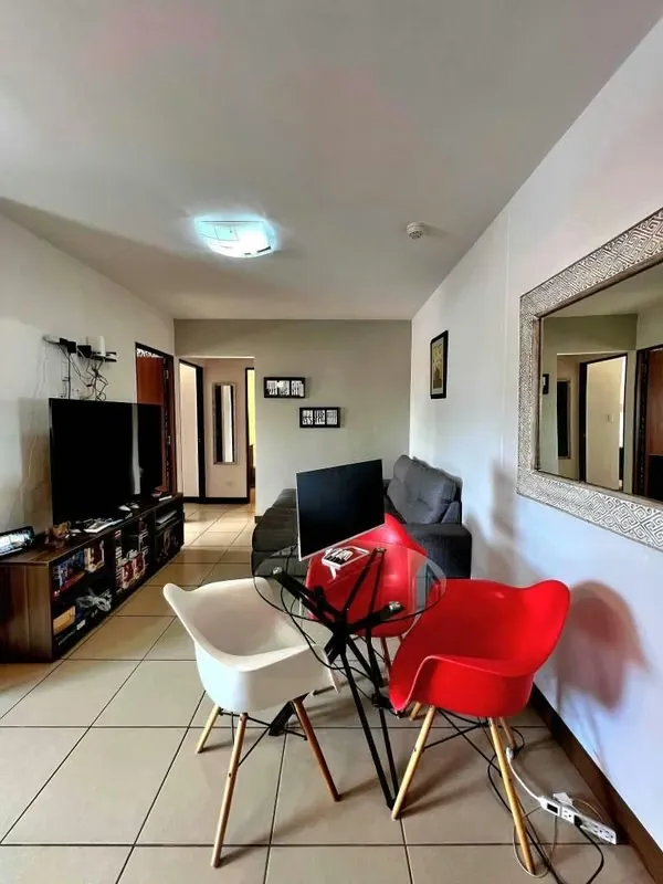 *Descripción* : Una sola planta, sala comedor, cocina integrada con sobre de granito, un ... — photo 4