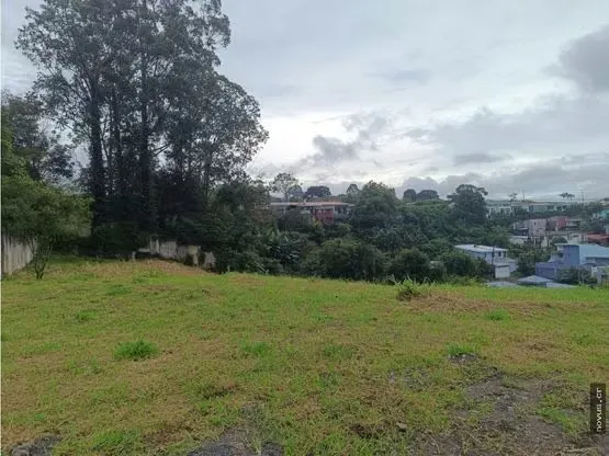 Lote en residencial cerrado. San Rafael de Montes de Oca