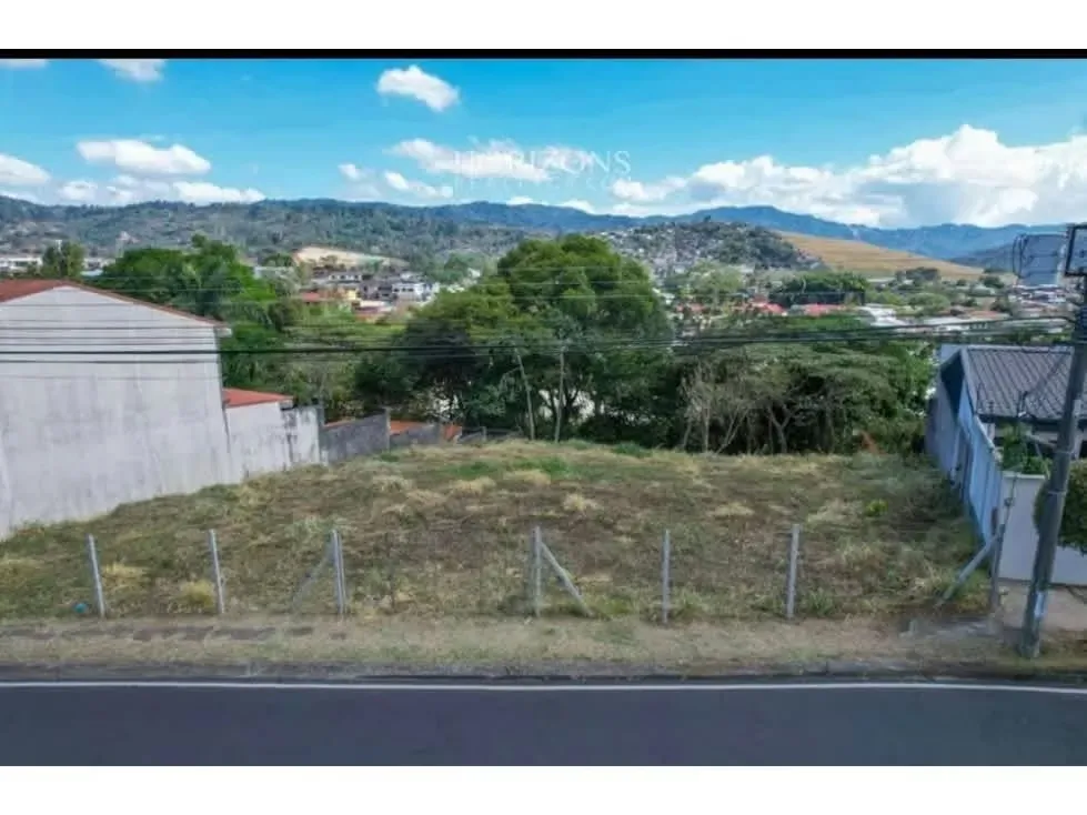 VENTA DE LOTE, LOMAS DE AYARCO SUR, CURRIDABAT 4111 (GC)