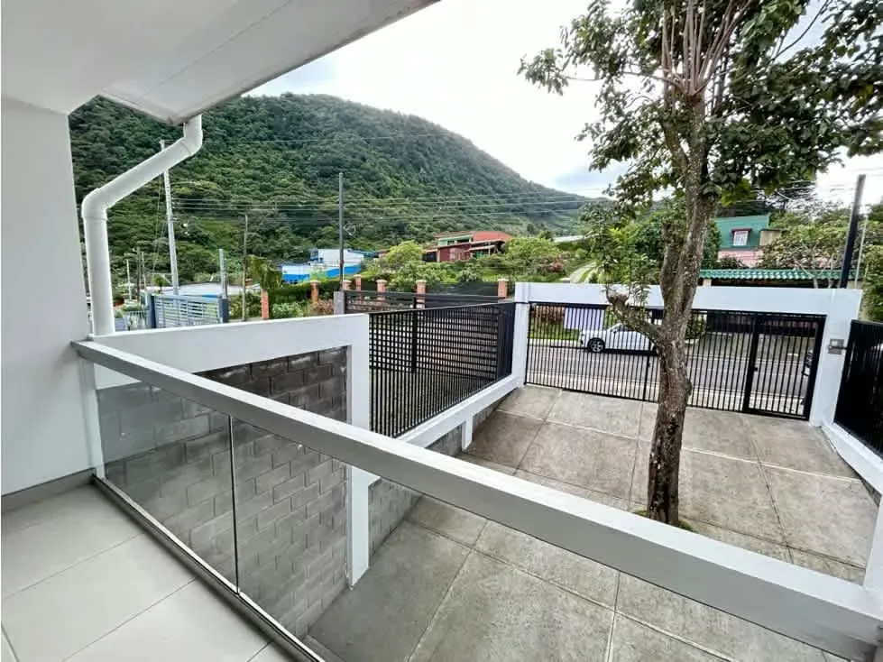Venta Escazú Bebedero,  Casa independiente para estrenar.