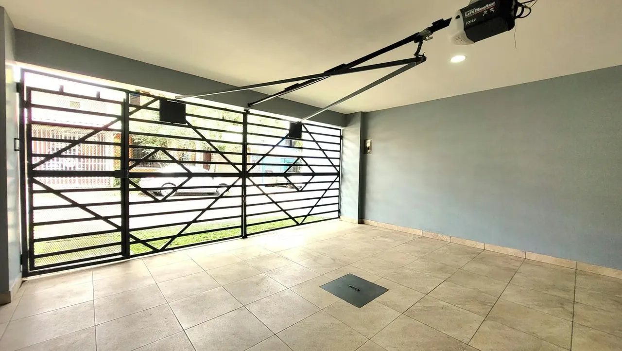 Espaciosa vivienda en Residencial Pinar de Montes de Oca