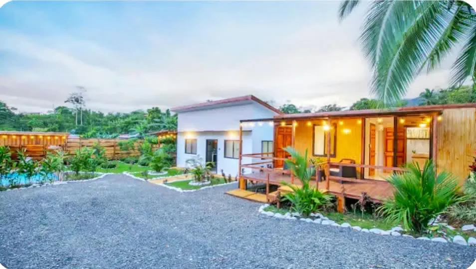 This is an incredible investment opportunity, ready to generate income from day one. Located just 5 minutes from downtown La Fortuna—one of Costa Rica’s most visited ..., photo 5