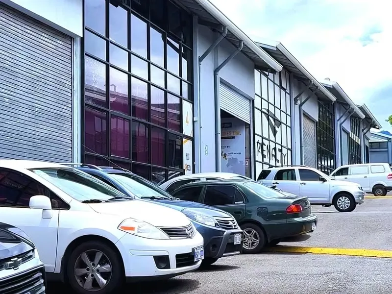 Office-Warehouse for Sale 3,530 sqf- Guachipelín, Escazú