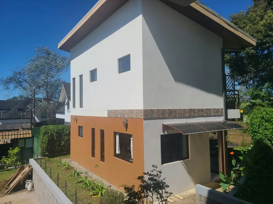 Te presentamos esta acogedora casa semiamueblada de 110 m² de construcción, una joya escondida en las montañas de San Rafael de Montes de Oca, a 2 km del Parque del Este. ... — photo 3