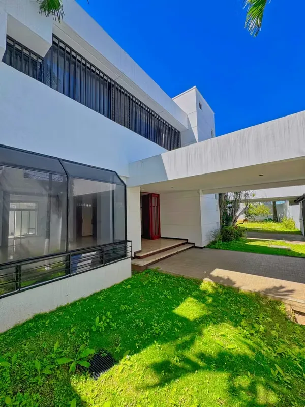 PROPERTY FOR RENT IN NUNCIATURA