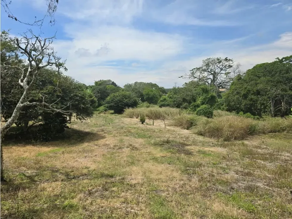 Lote en venta en Santo Domingo. Uso mixto - desarrollar. 5PVV9634224