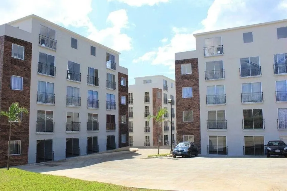 Se ofrece en venta un acogedor y funcional apartamento en primer piso, ubicado en el reconocido ...